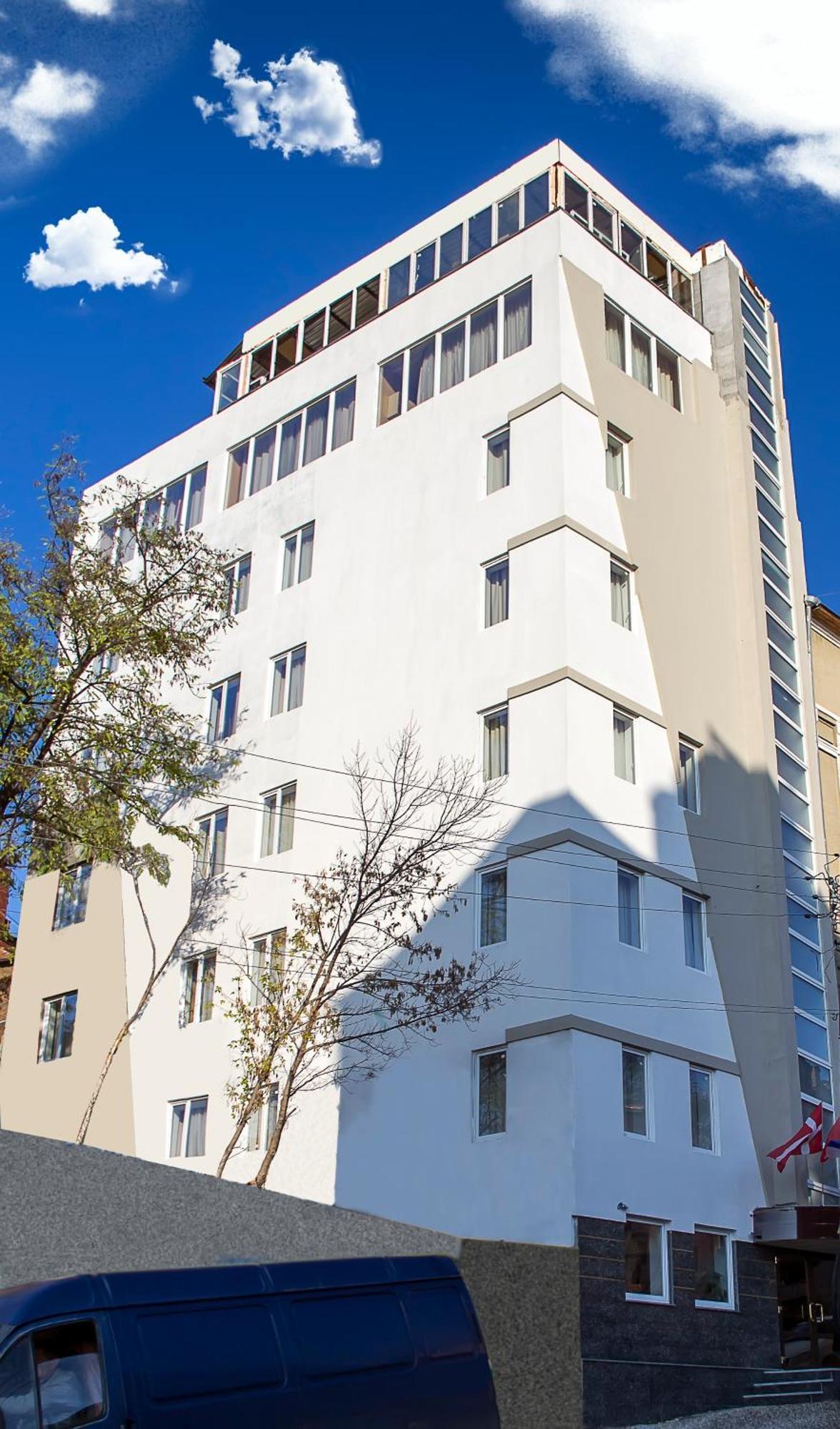 Apart Hotel Asotel Kharkiv Bagian luar foto