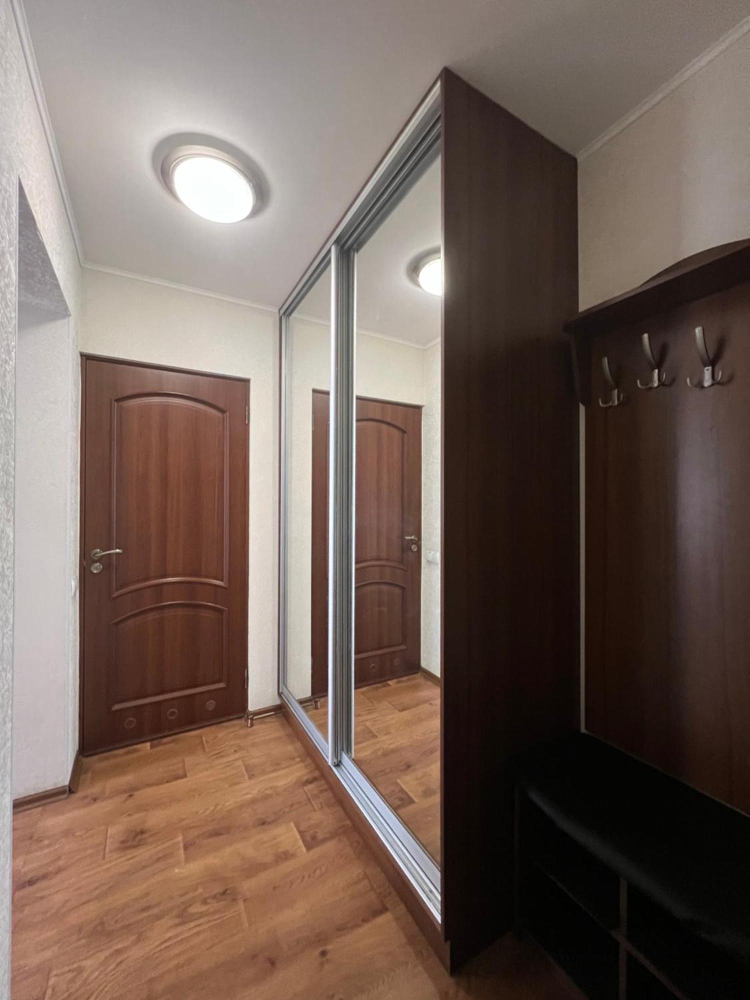 Apart Hotel Asotel Kharkiv Bagian luar foto