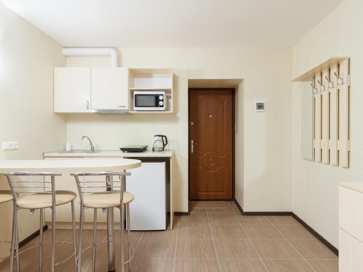 Apart Hotel Asotel Kharkiv Bagian luar foto