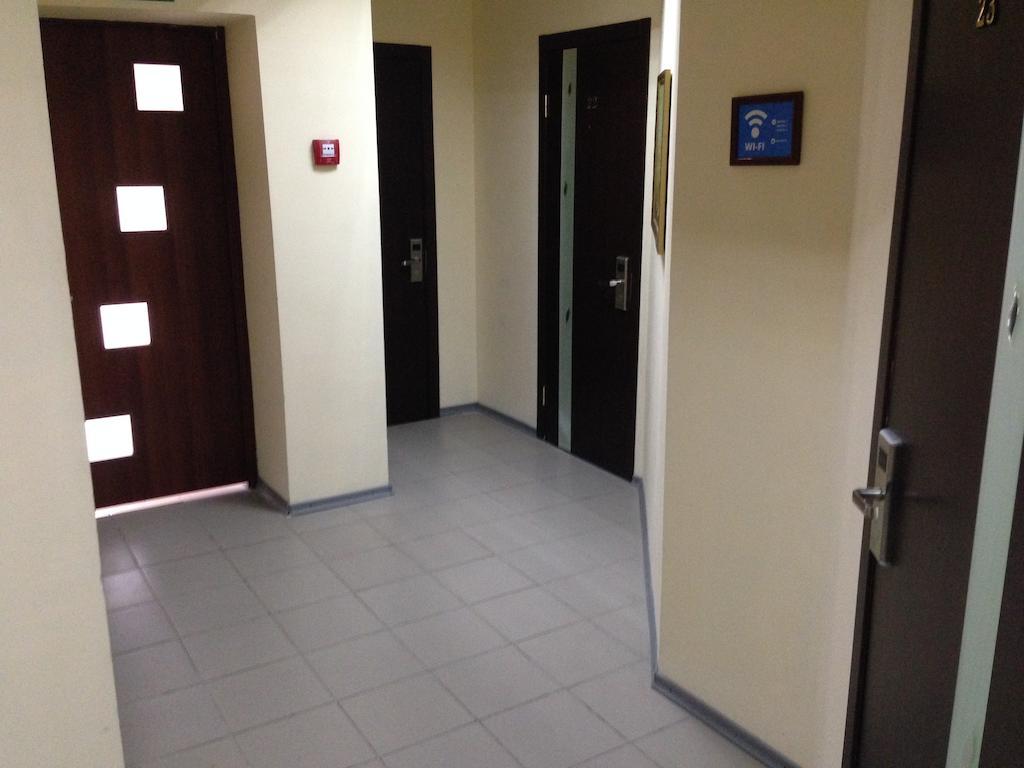 Apart Hotel Asotel Kharkiv Bagian luar foto